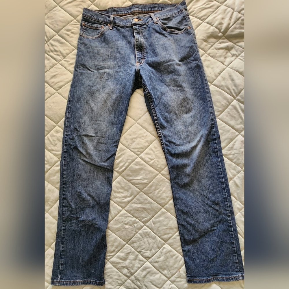 Wrangler Men's Classic Denim Jeans